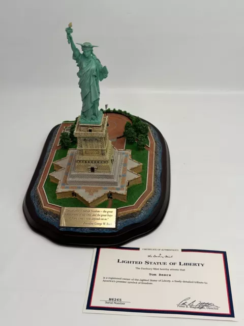 Danbury Mint Lighted Statue of Liberty Sculpture New York City with Box & COA