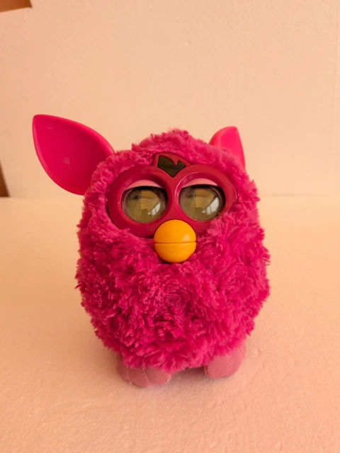 Rare Furby bébé blanc original 2000 Tiger electronics avec étiquette +/- 13cm