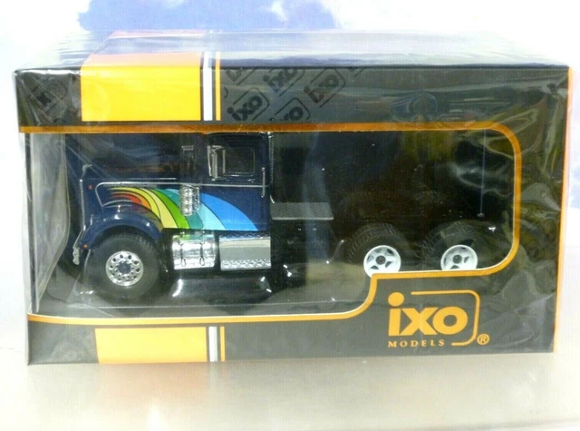 Miniature WHITE WESTERN STAR 4864 6x4 1970 Blanc et rouge IXOMODELS IXOTR107 | Collect World