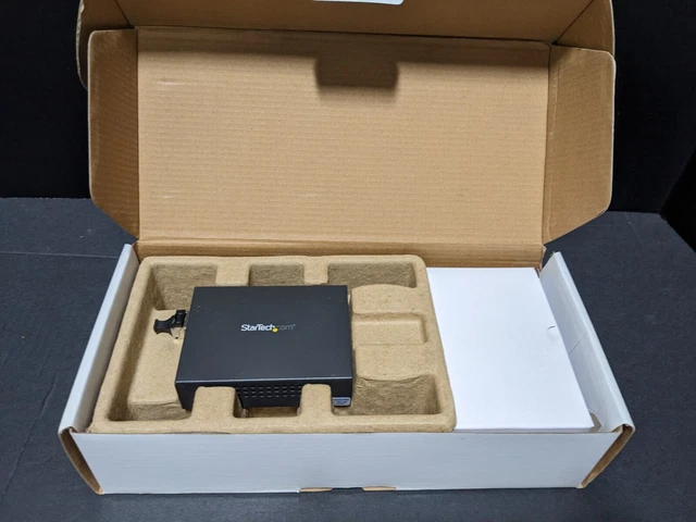 Startech Gigabit Ethernet Fiber Media Converter 850nm MM LC 550m MCM1110MMLC