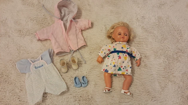 Lot De Vêtements Vintage Pour Poupée Tinnie Tinou – Fabrication Française