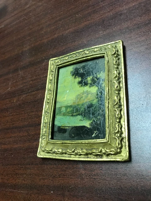 Antique photo frame / picture frame