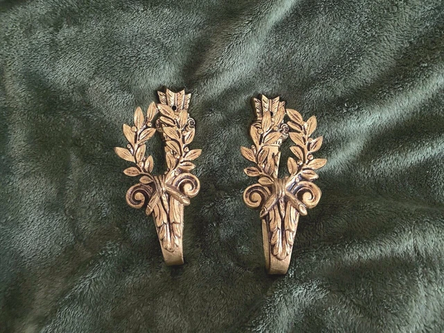🇪🇸Vtg 2 Spanish Ornate Brass Curtain Pull Back U-Bend Hooks Pre 1963 2