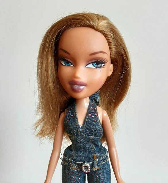 Bratz Doll Dressed Shoes wearing Secret Date Yasmin Denim Outfit MGA Toy 2001