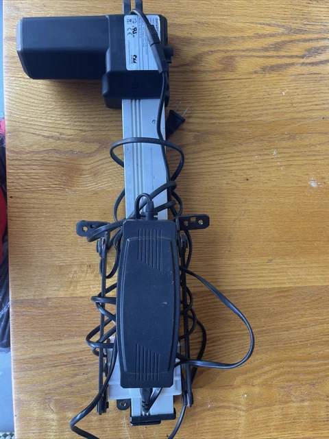 Actuador Reclinable Eléctrico Betadrive Okin 67705.1 Po102336Sn1112020281 Entrada 24V