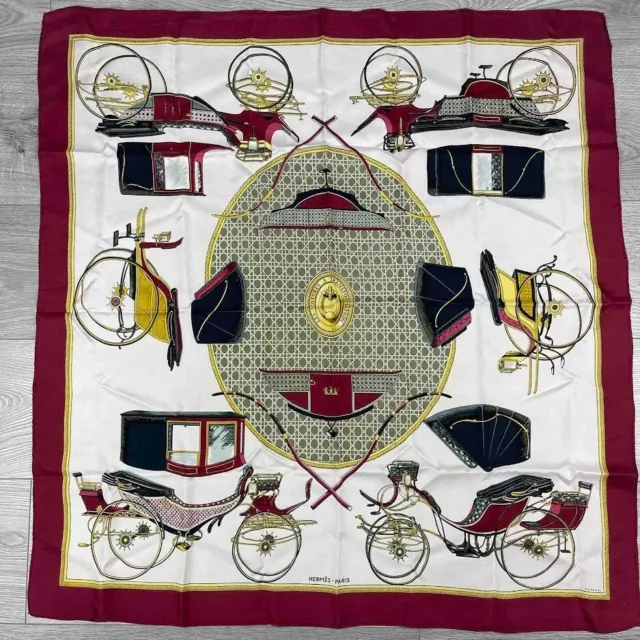HERMÈS Voitures a Transformation Red/Gray/White Vintage 1965 s PRE- OWNED scarf
