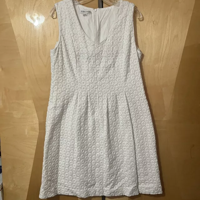 Pendleton Womens Dress Size 12 White Floral Sleeveless White Basic Short V Neck