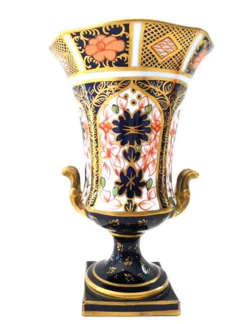 Royal Crown Derby 1128 Imari Miniatur Sockel Urnenvase mit zwei Griffen