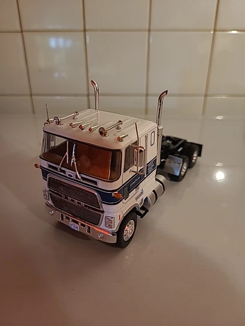 Rpp4 mes camions au 1/43e Eligor Lbs et autres: Lbs Renault R 310