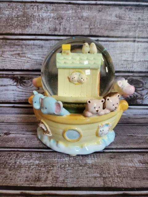 Russ Noah's Ark & Animal Friends Twinkle Little Star Musical Water Snow Globe