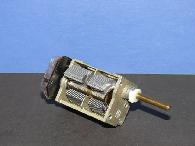 Telefunken Luft Drehkondensator Drehko 1x 325 pF + 1x 390pf 4mm Achse Vintage