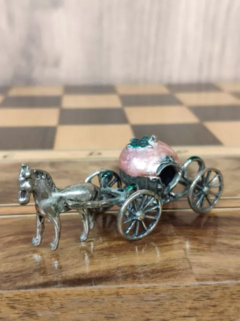 Miniature Vintage Collectible Silver 800 carriage and horse 21,6 gr  Size 6cm