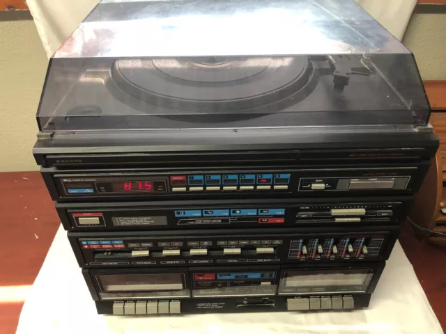 Sanyo Model No. GXT 255 Stereo Music System W/ Dual Cassette Turntable FM & AM