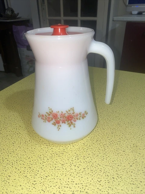 Pichet Carafe Vintage Arcopal Motifs Fleurs Roses Avec Couvercle – 1 Litre
