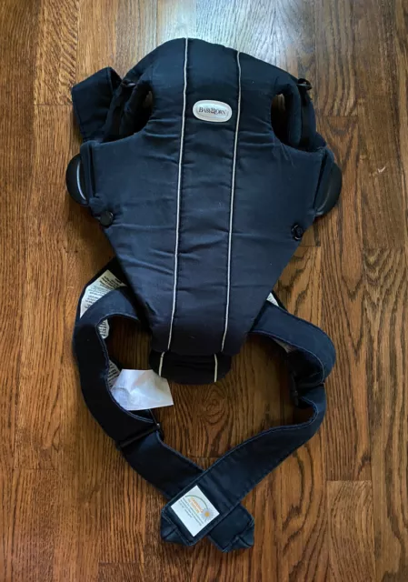 Baby Bjorn Baby Carrier Black (Baby Bjorn)  8-25 Lbs Good Condition