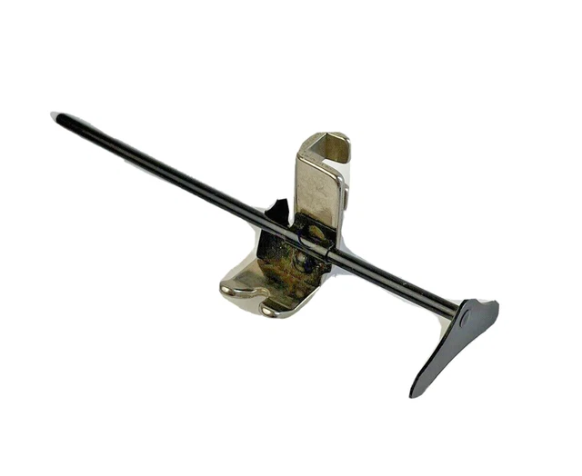 SINGER SIMANCO 35932 QUILTING Foot w Guide Featherweight 221 222 Sewing Machine