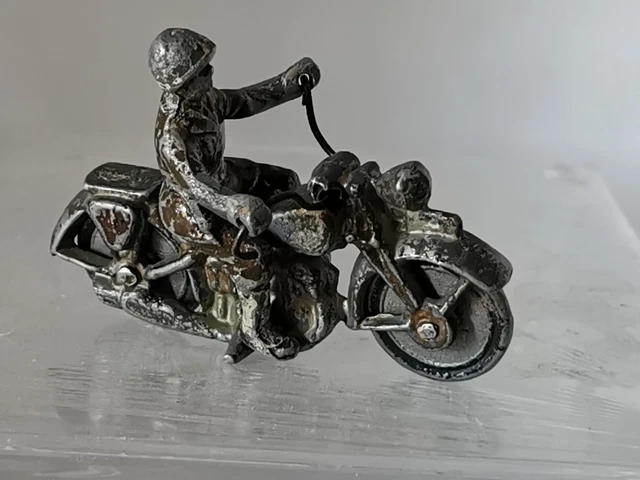 Figurine Motard Militaire Metallix Quiralu Avec Fusil, WW2, Aluminium, France 1950