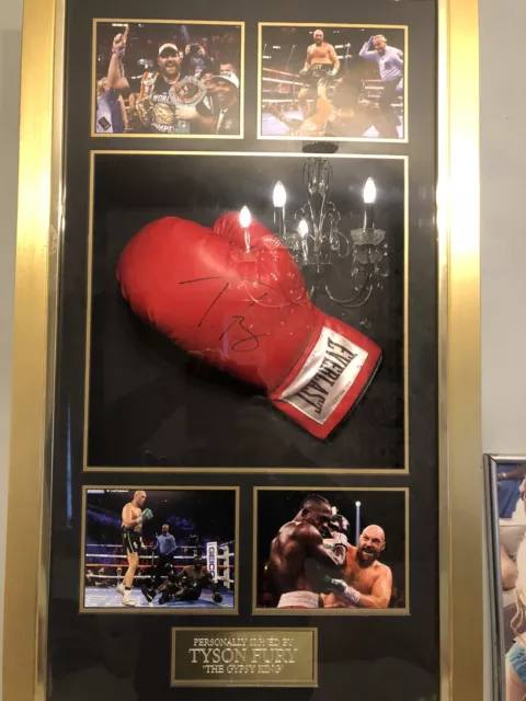 Signed Tyson Fury boxing Glove in presentation case Certificate Of Authenticity