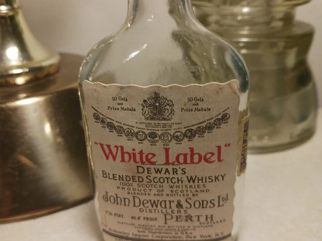 Vtg Miniature 4 1/2" 1/10 Pint Bottle Dewar White Label Scotch Whiskey W/ Label