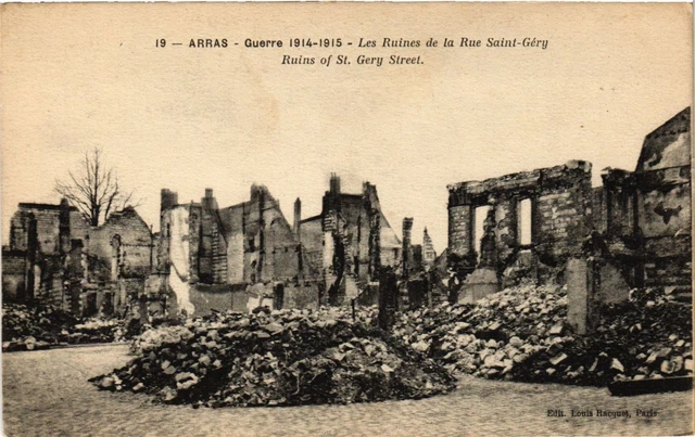 CPA AK Militaire - Arras - Les Ruines de la Rue Saint-Géry (698460)