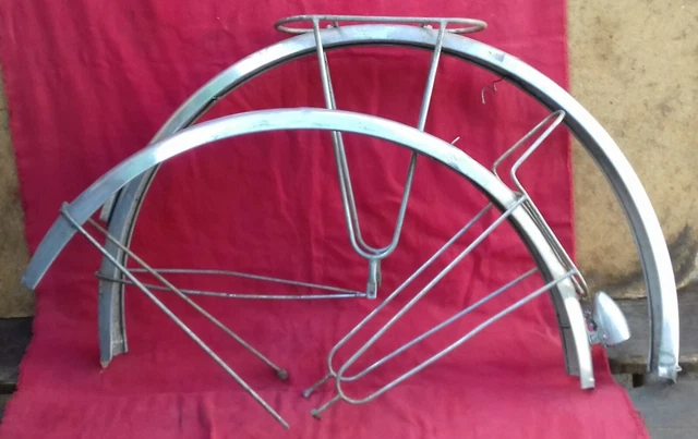 paire de garde boue de vélo. N.O.S