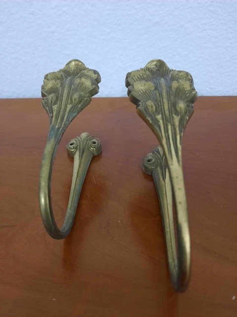 Paire De Flambeaux En Bronze Doré Style Rocaille 19 ème