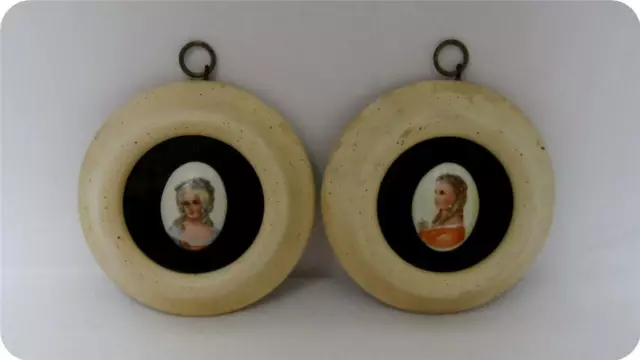 Pair Vtg Italian Porcelain Cameo Hand Painted Lady Miniature w/ Beige Wood Frame