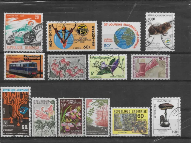 Lot de timbres Gabon Moto Train Fleurs champignon