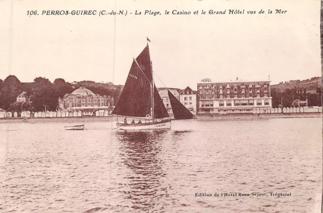 CPA PERROS-GUIREC - La Plage, Le Casino et le Grand Hôtel vus de la Mer (136219)