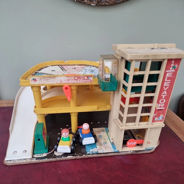 JOUET ANCIEN - FISHER PRICE - PLAY FAMILY HOUSE Vintage 70'S EUR 40,00