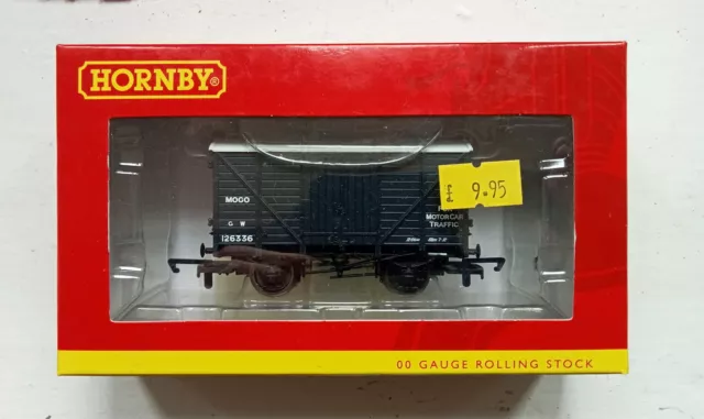 OO Hornby R6625 Great Western Railway 12-ton MOGO van in GWR grey, boxed