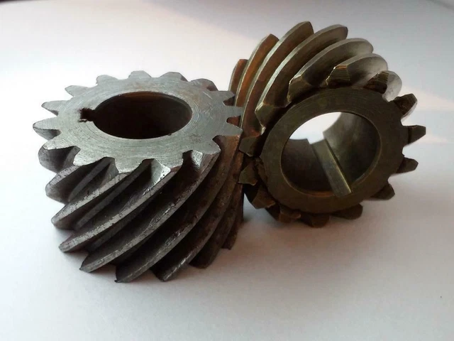Ingranaggio elicoidale per albero motore Van Norman 777 Foratura 45