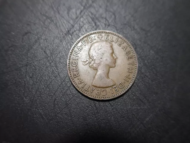 1954 Queen Elizabeth Second  Halfpenny 2