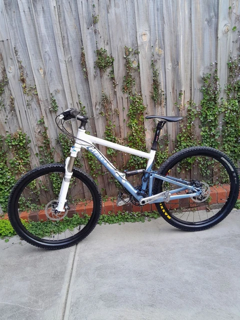 Apollo vanquish mountain bike cheap
