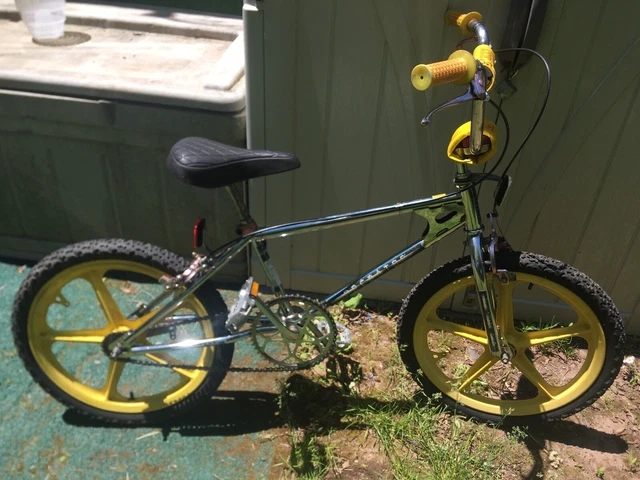 vintage schwinn bmx bike 1983 Predator  vintage schwinn bmx bike 1983 Predator 