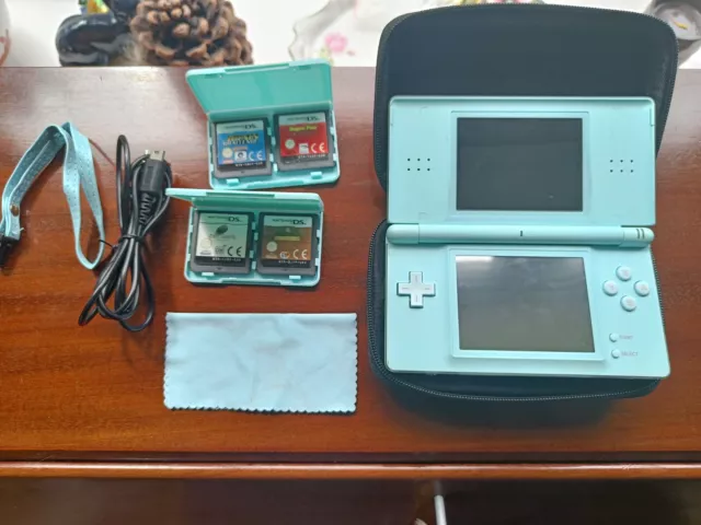 Nintendo DS Lite Handheld Console - Turquoise, 4x Games Bundle