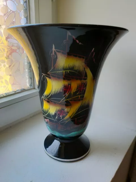 Vase En Faience De Kerina