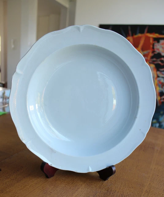 Grand Plat Creux Ancien - Céramique Blanche Glacée - Diamètre 27 Cm - Fabrication Française