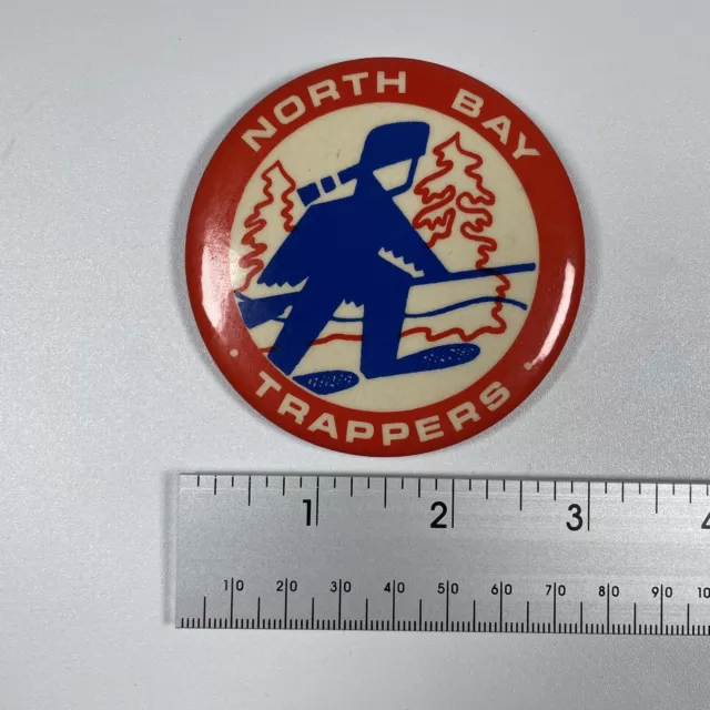 Vintage North Bay Trappers Button Pinback Pin Retro Vtg Hockey