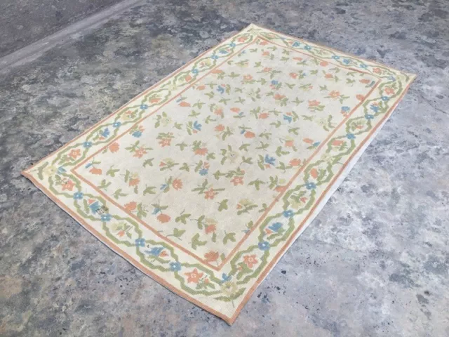 Vintage French Aubusson Hand Knotted Rug Needlepoint Floral Kilim Rug 170x106 cm 2
