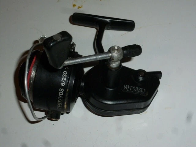 Ancien Moulinet Mitchell Garcia 900 - Occasion En état Fonctionnel - Parfait Pour La Pêche Vintage