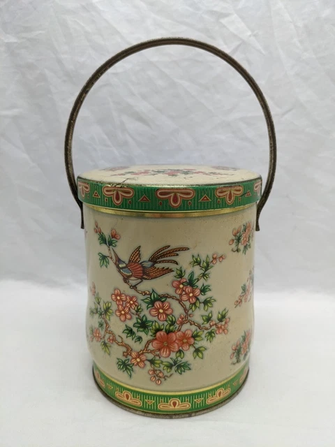 Vintage Daher Long Island NY England Floral With Bird Tin 4 1/2" X 5 1/2"