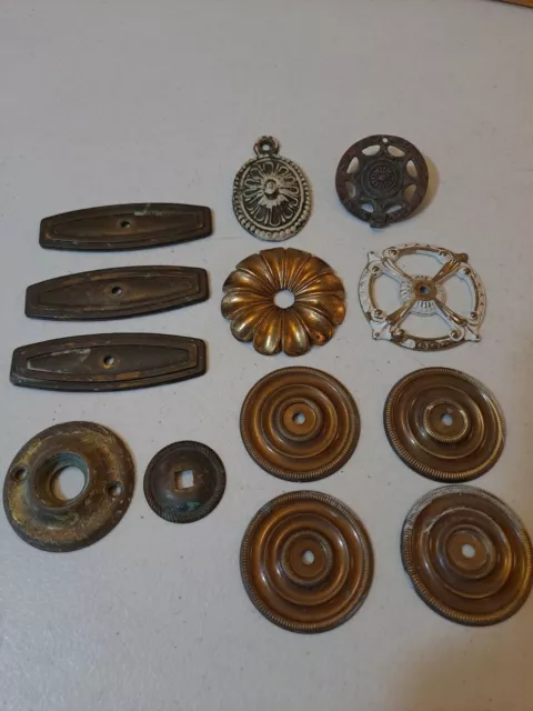 Lot Of Assorted Architectural Salvage Furniture Drawer Pull Pieces