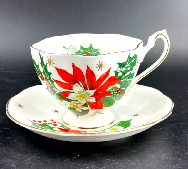 Vintage Queen Anne Noel Poinsettia England Tea Cup Teacup Saucer Gold Trim