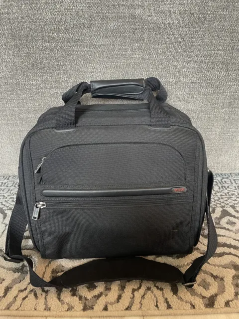 TUMI Black Travel Accessory Bag Carry-On Shoulder/Crossbody Strap 22155D4 Alpha