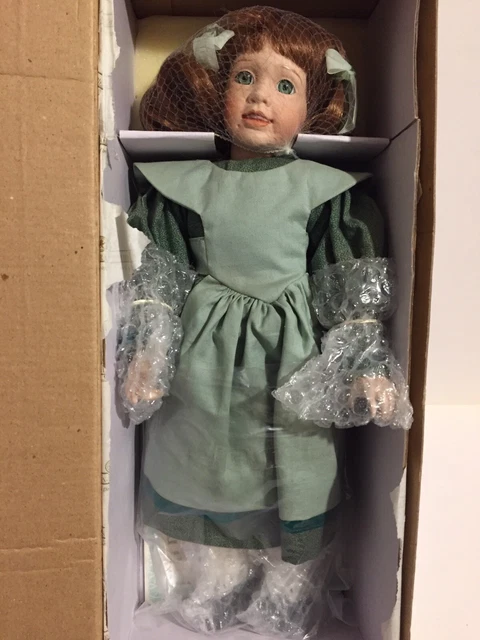 Ashton Drake Galleries Beth Little Women Porcelain Doll Artist Wendy Lawton 1994