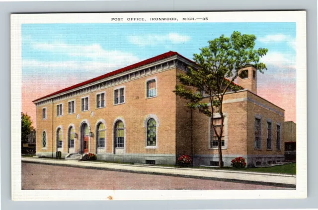 Ironwood MI, US Post Office Building, Street View, Michigan Vintage Postcard