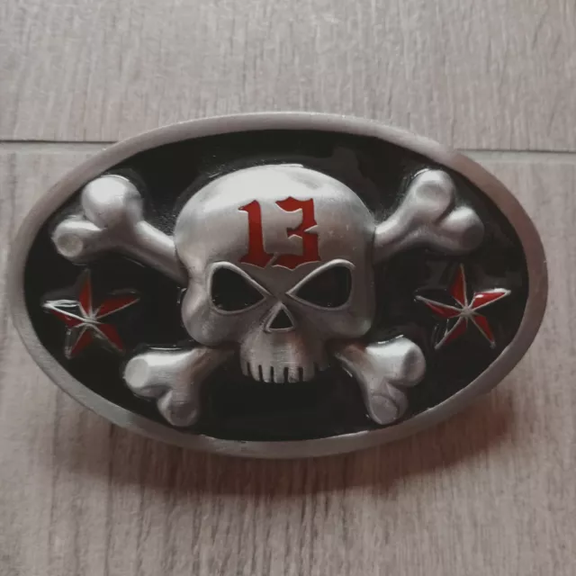 Lucky 13 Skull Crossbones Belt Buckle Fibbia per cintura Punk Horror Psychobilly