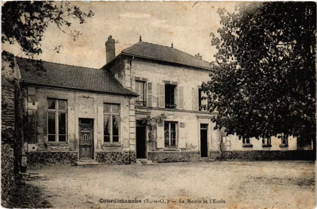 CPA Courdimanche (S.-et-O.) - La Mairie et l'Ecole (290215)