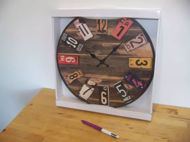 Horloge Murale en bois Décoration Vintage Diamètre 33 cm à pile - Neuf - Pendule
